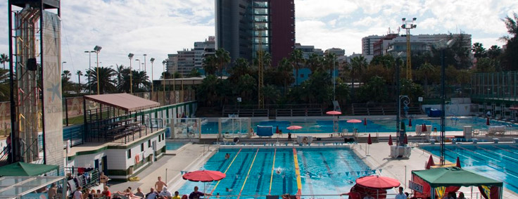 Club Natación Metropole Autor foto: El Coleccionista de Instantes. https://www.flickr.com/photos/azuaje/